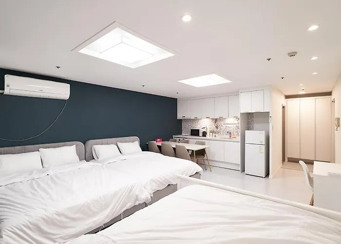 Moon Apartment