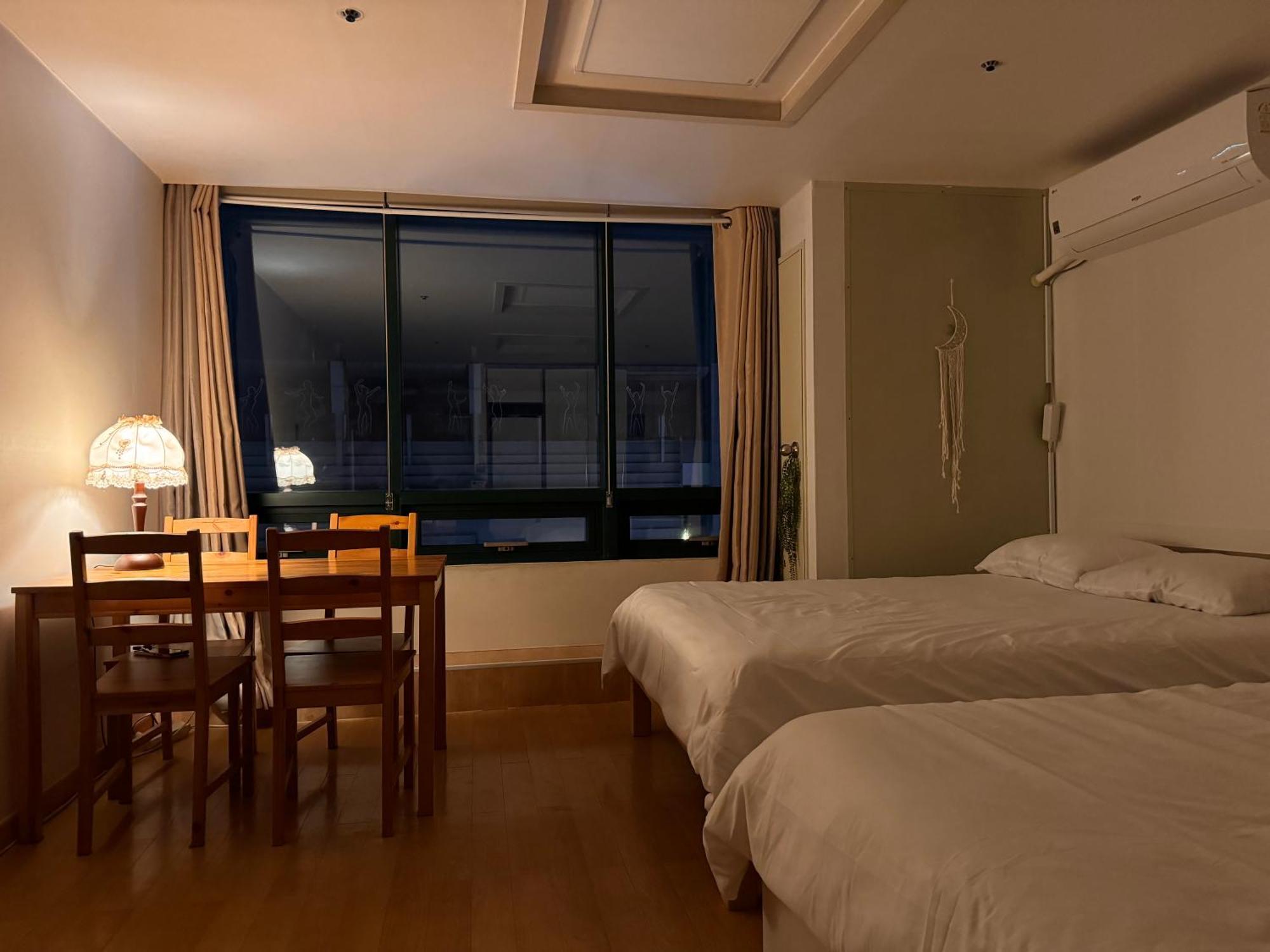Apartment Moon Seoul