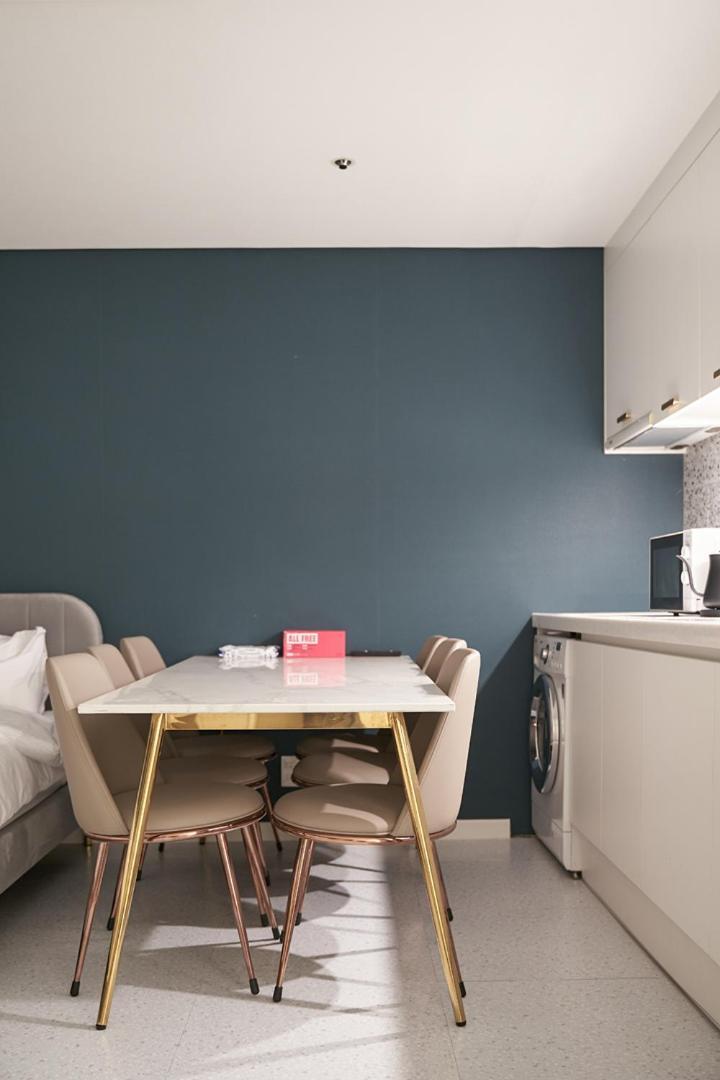 Apartment Moon Seoul