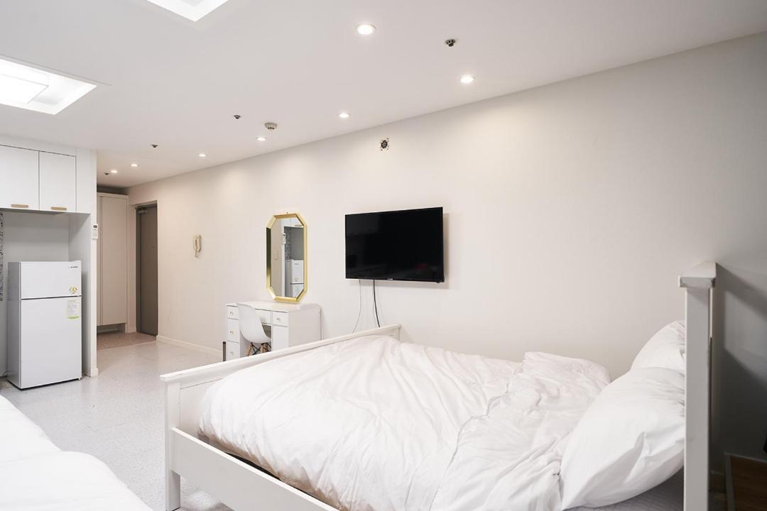 Apartment Moon Seoul